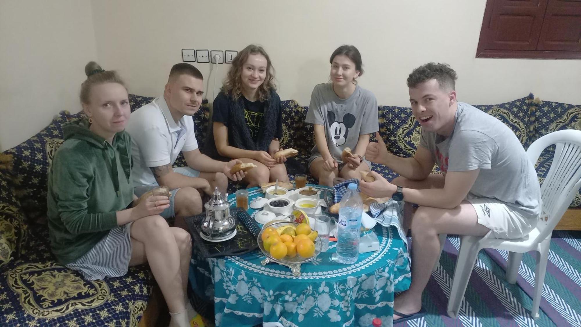 Chambre Chez L'Habitant Avec Famille Agadir Exteriör bild